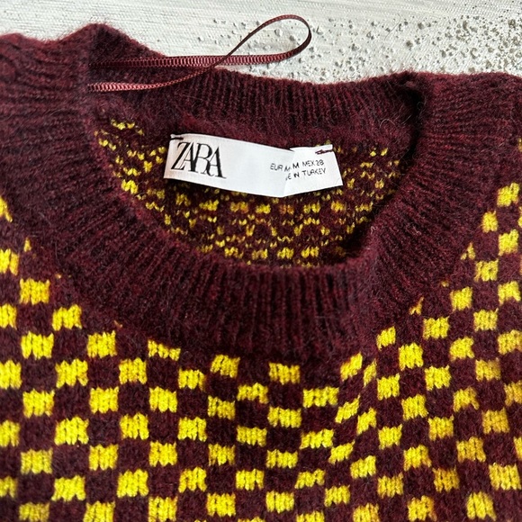 Zara Yellow and Black Checkered Cape - Picture 4 of 8